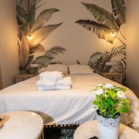 Triana Pelay Apartmán *